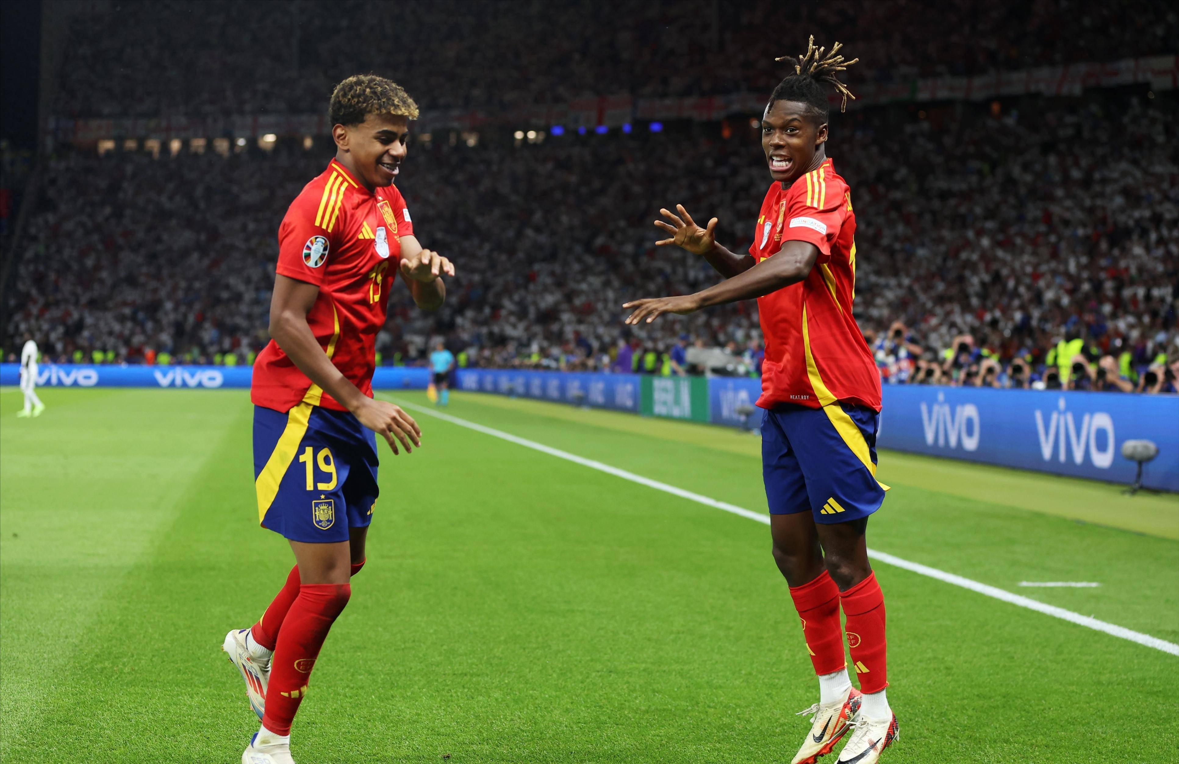 留队还是巴萨？西甲天才抉择，阿森纳切尔西无奈